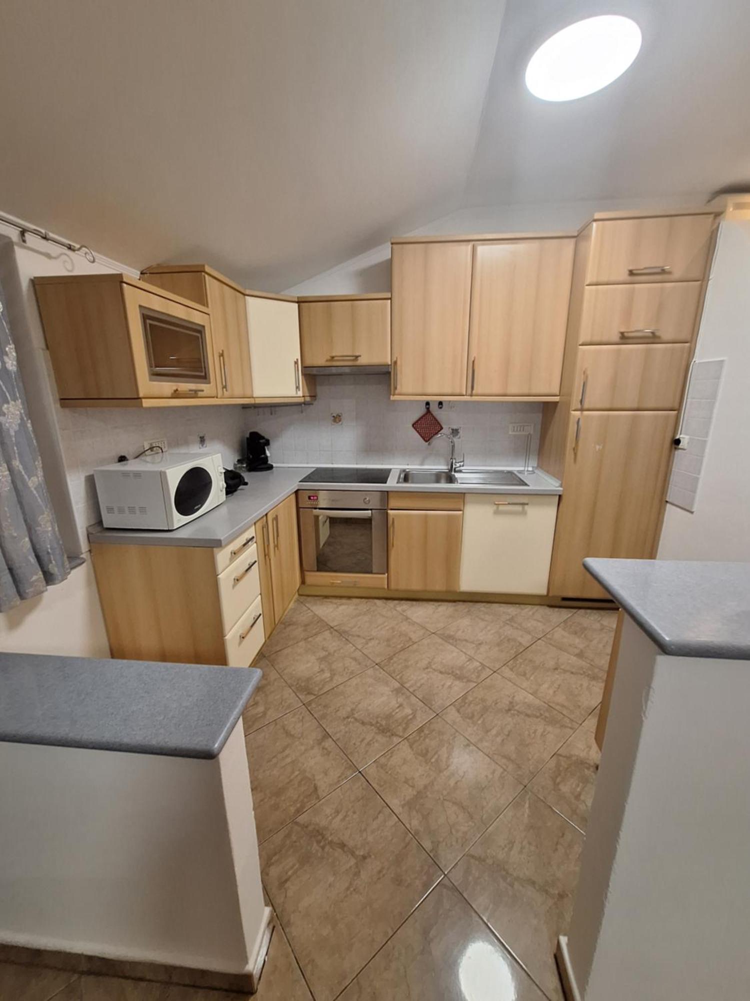 App Keti Apartment Umag Luaran gambar